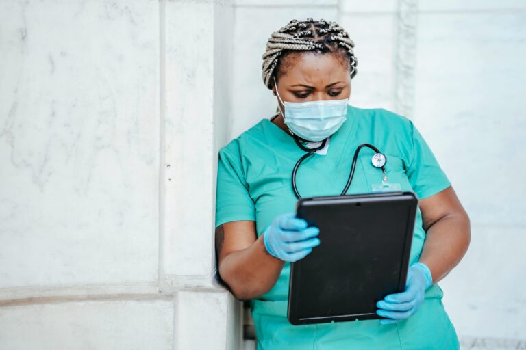 Healthcare Aid Jobs in Canada with Visa Sponsorship